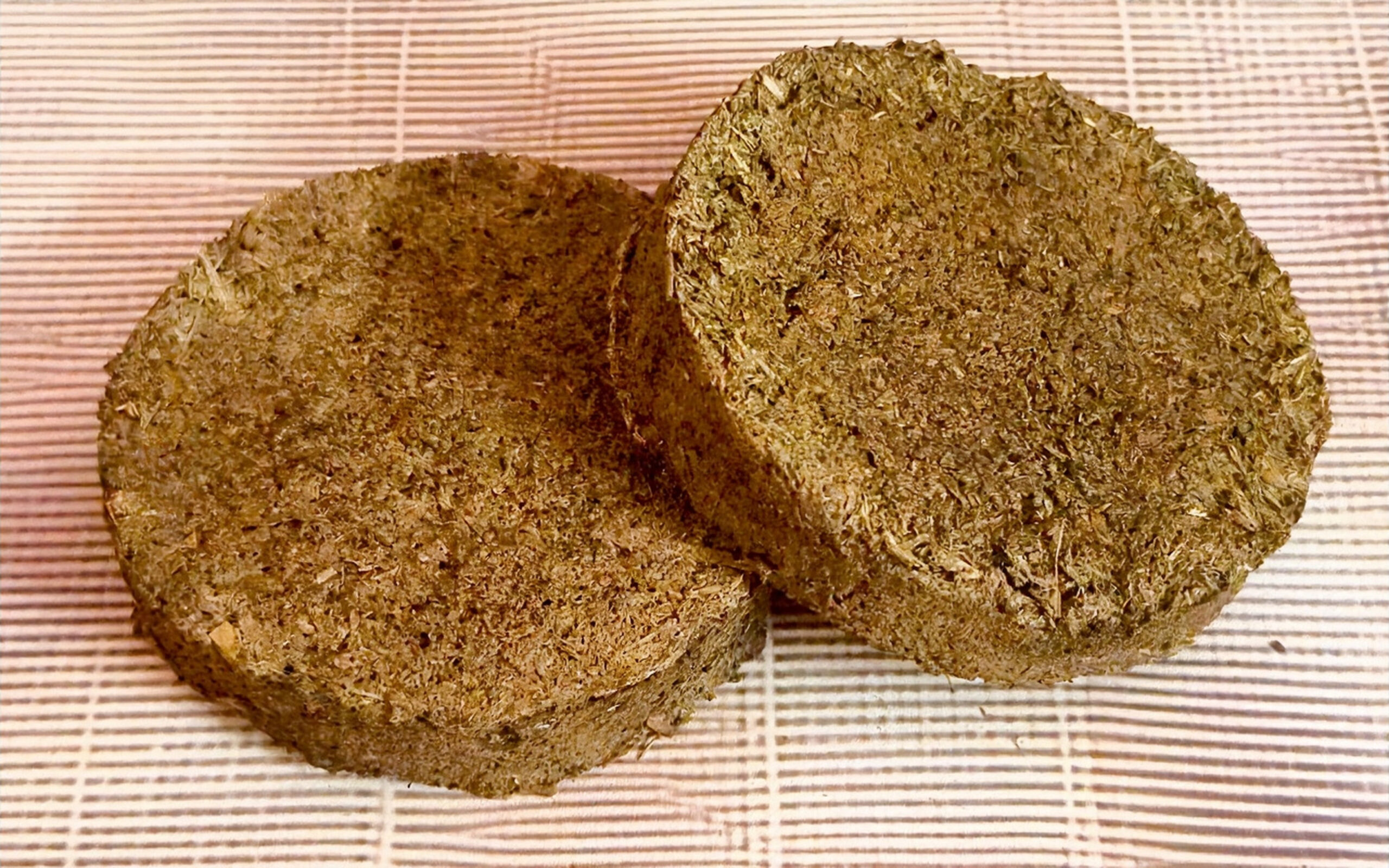Cow Upla Pack of 200 g approx 24 pc